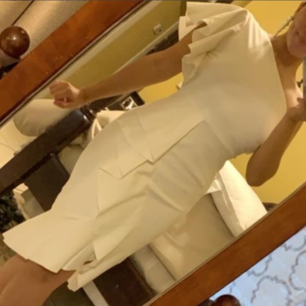 One shoulder ruffle dress